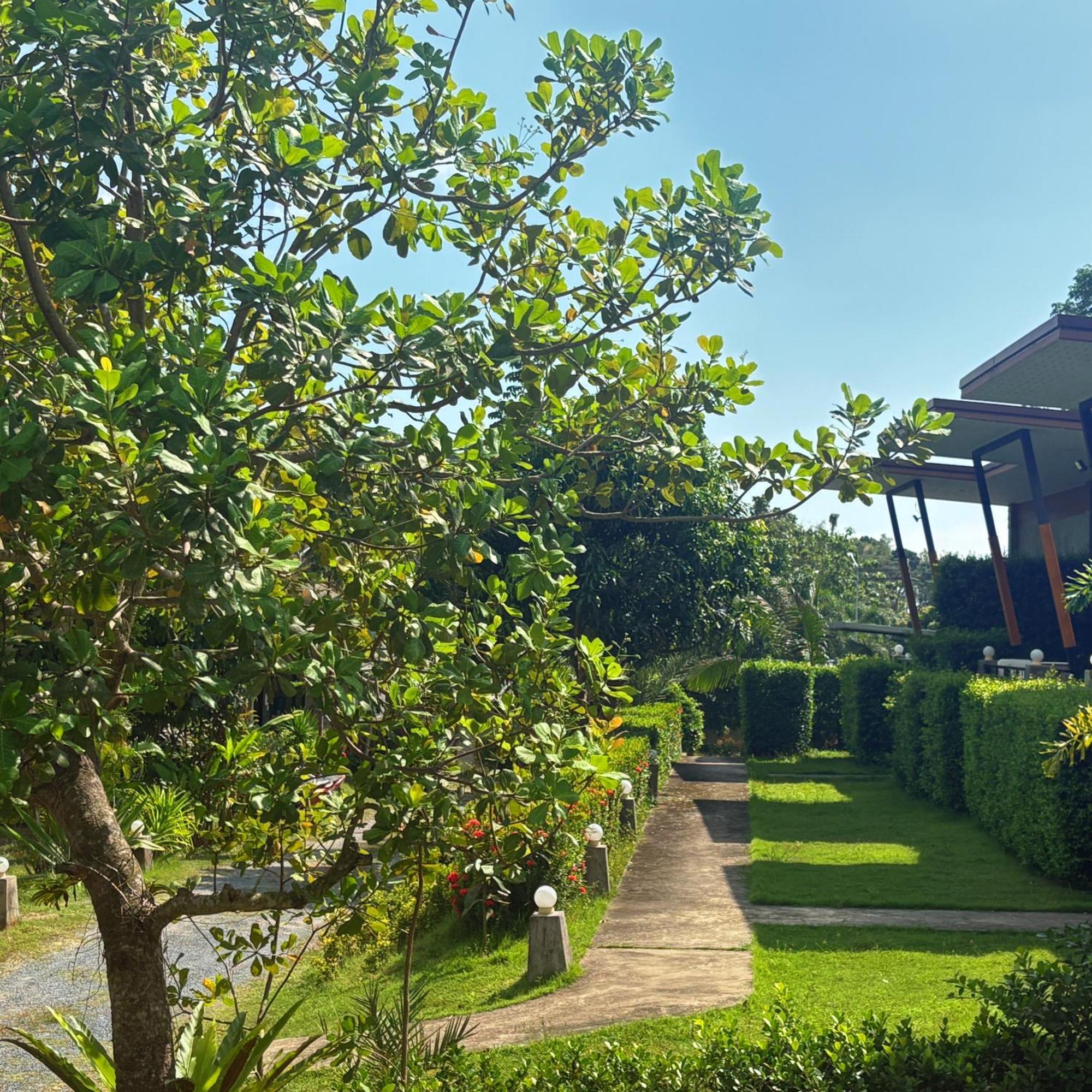 Serene Lanta Resort Ko Lanta Exterior foto